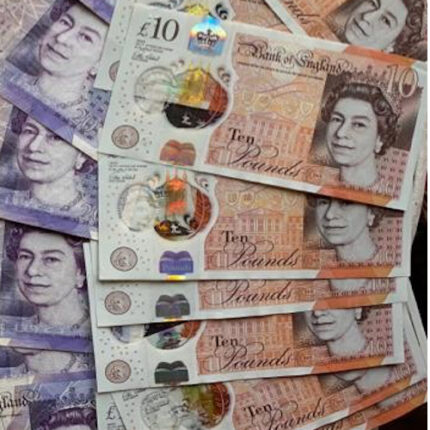 Fake pound notes £10